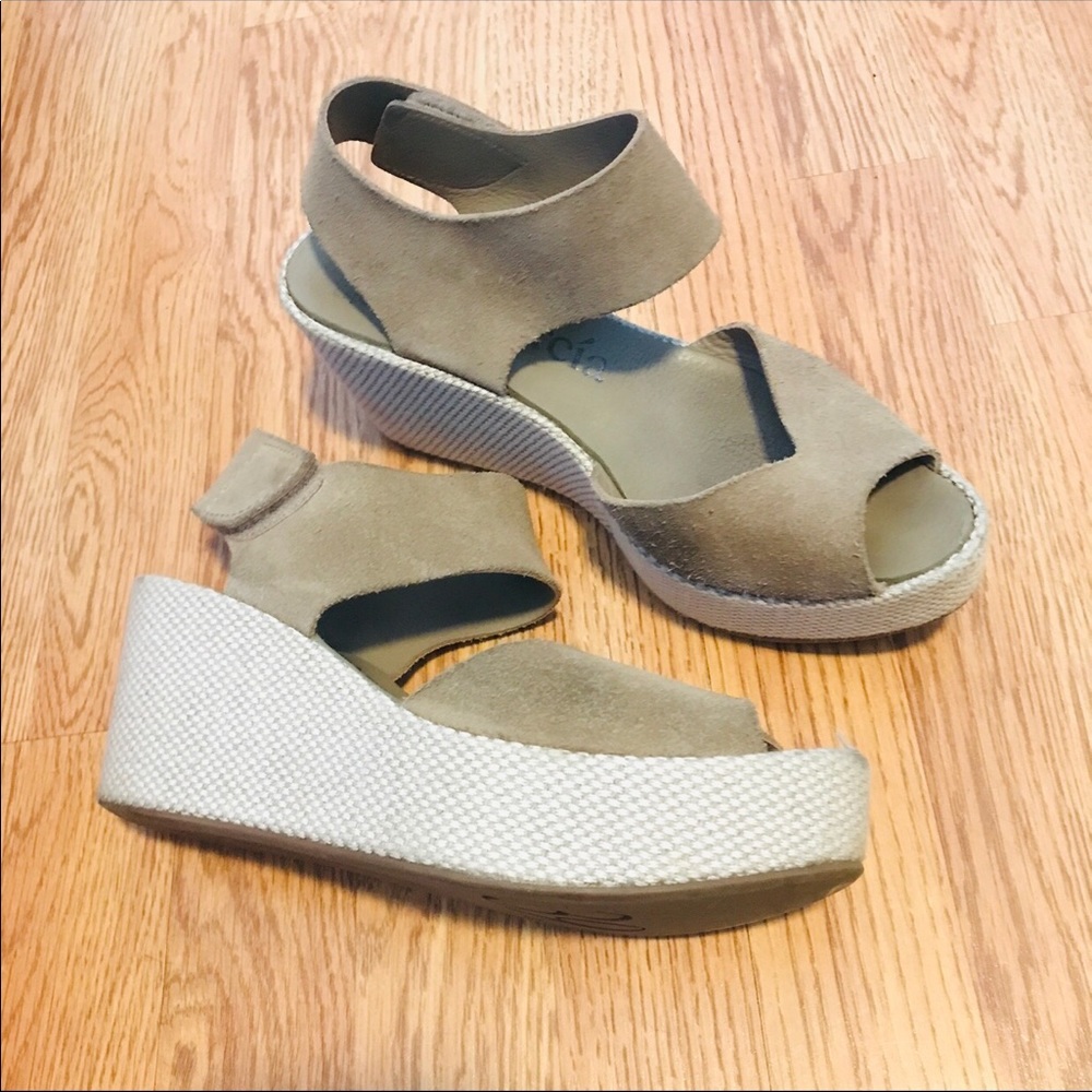 Pedro Garcia wedges in great condition